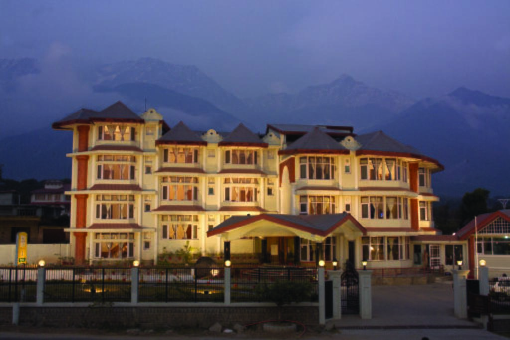 Hotel Club Mahindra Dharamshala Exterior foto